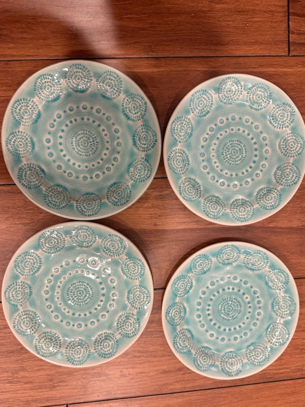 Anthropologie - Old Havana Bread Plates, Set of 4 new - Picture 4 of 6